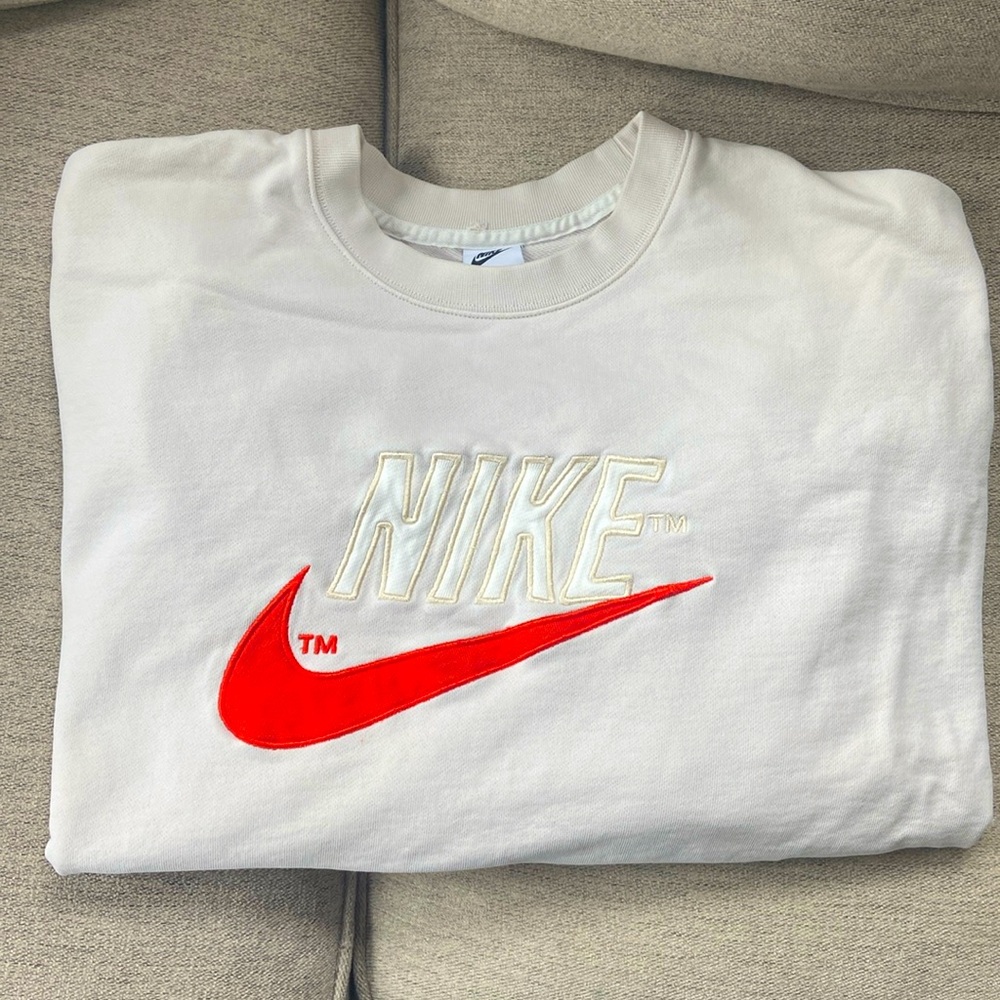 Nike crewneck